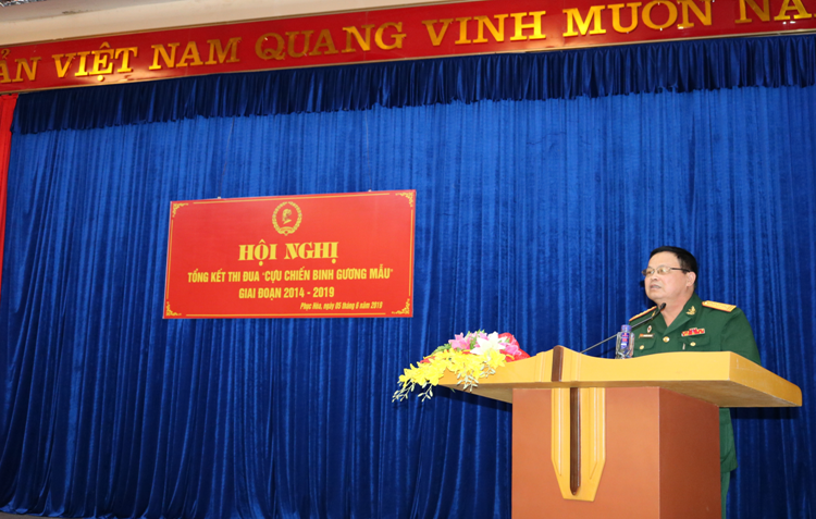 Đồng chí Nguyễn Trung Bộ - Phó Chủ tịch Hội Cựu chiến binh tỉnh Cao Bằng phát biểu tại hội nghị
